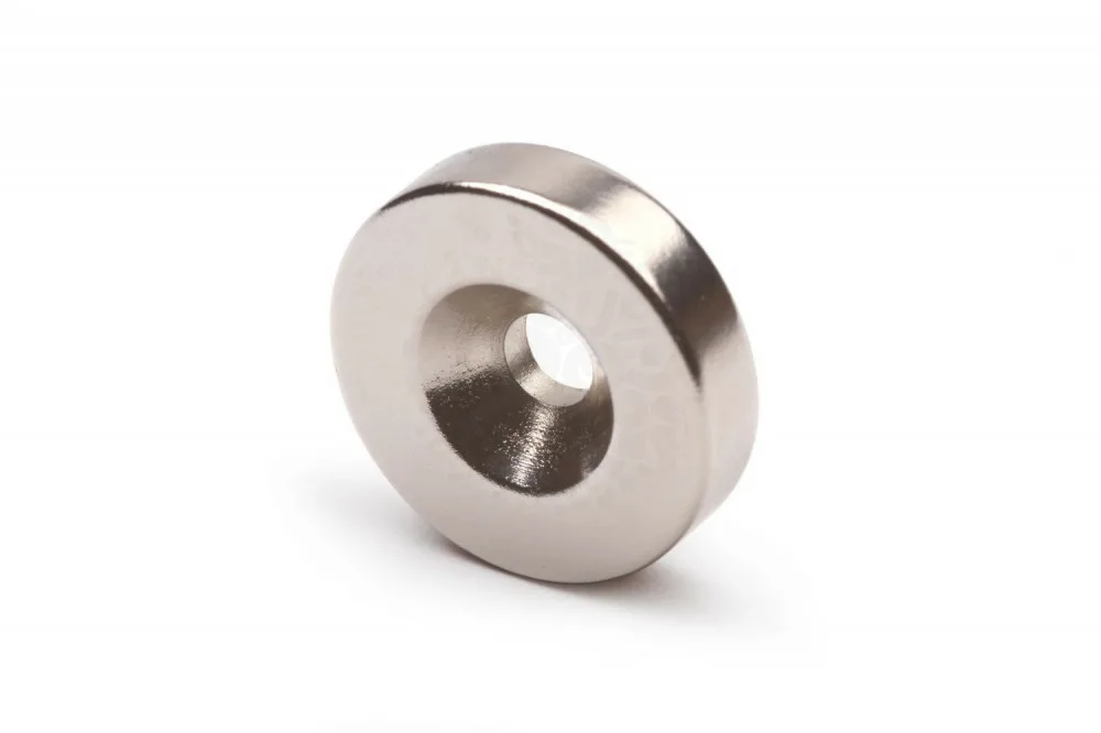 Магнитный диск с зенковкой D15*3,5/7*h3